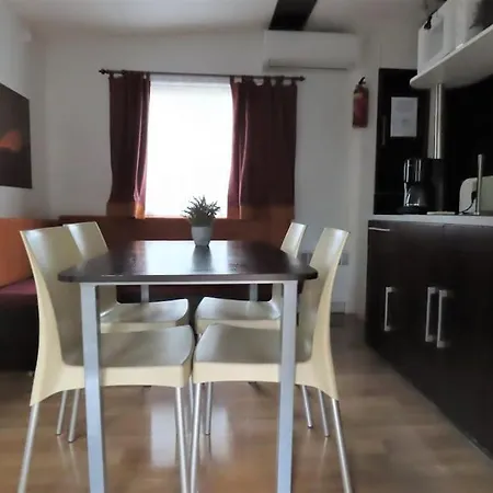 Mobile 6-pers Lei Suves-cotes D'azur-including Airco Roquebrune-sur-Argens