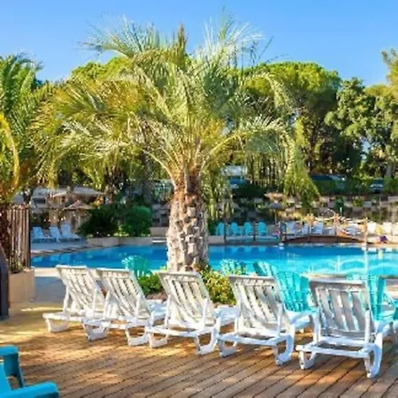 Campsite Mobile 6-pers Lei Suves-cotes D'azur-including Airco *