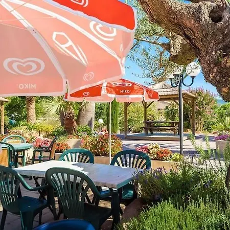 Mobile 6-pers Lei Suves-cotes D'azur-including Airco Campsite *